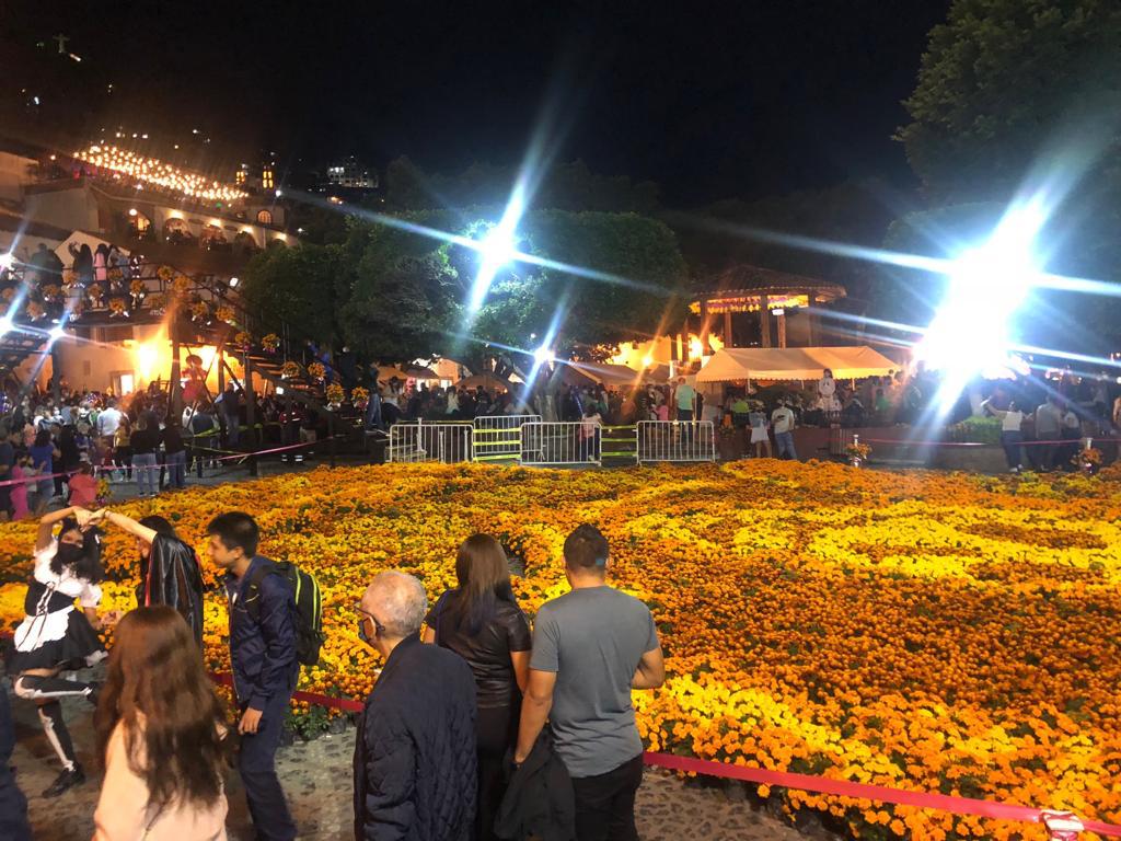 Taxco recibe gran afluencia turística del 70% durante fin de semana largo