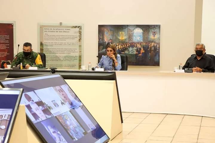 La Gobernadora Evelyn Salgado Pineda refuerza acciones de seguridad con autoridades de la Mesa para la Construcción de la Paz de Guerrero