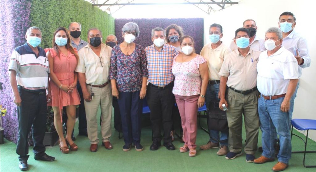 Resuelve SEG peticiones de directores de la zona 24 de secundarias técnicas