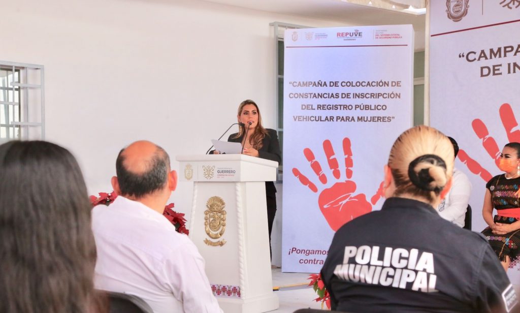 Implementa Evelyn Salgado Campaña de Inscripción al REPUVE a Vehículos de Mujeres para combatir la violencia de género y robo de vehículos en Guerrero