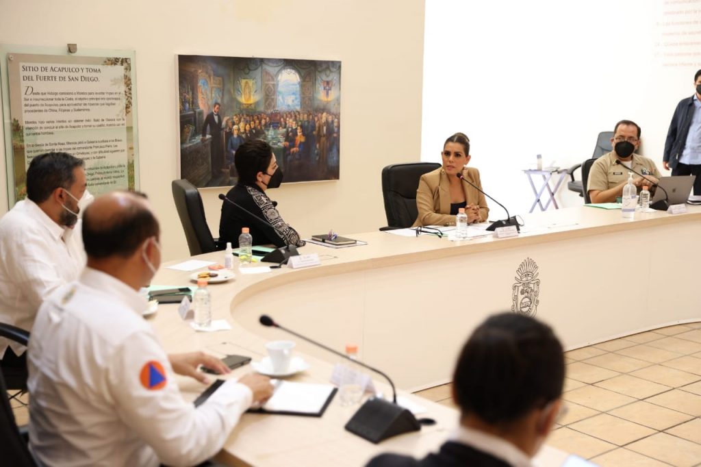 Recibe Evelyn Salgado a la titular de Protección Civil Nacional, Laura Velázquez en Guerrero