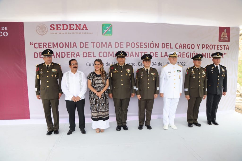 Asiste Evelyn Salgado a la Ceremonia de Toma de Posesión de Ricardo Flores González como comandante de la Novena Región Militar