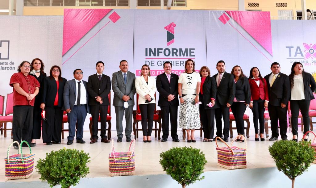 Acude Evelyn Salgado al 1er Informe de Gobierno del Presidente Municipal de Taxco, Mario Figueroa