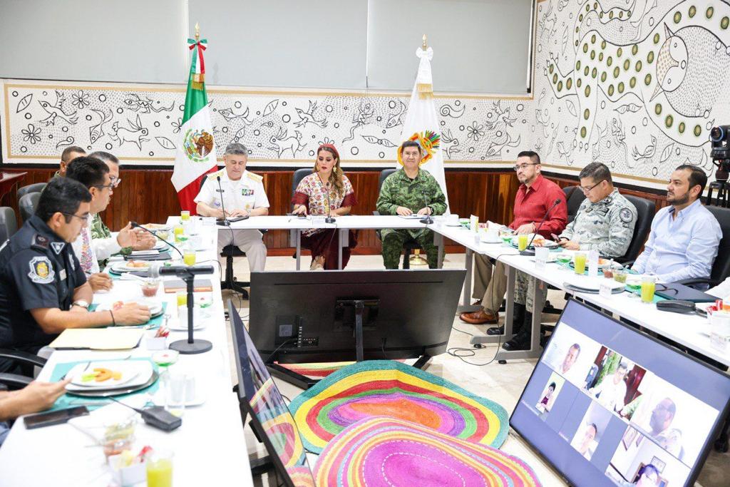 Coordina Evelyn Salgado y con autoridades de la Mesa de Seguridad operativos en Bahía de Acapulco y zonas prioritarias de Guerrero