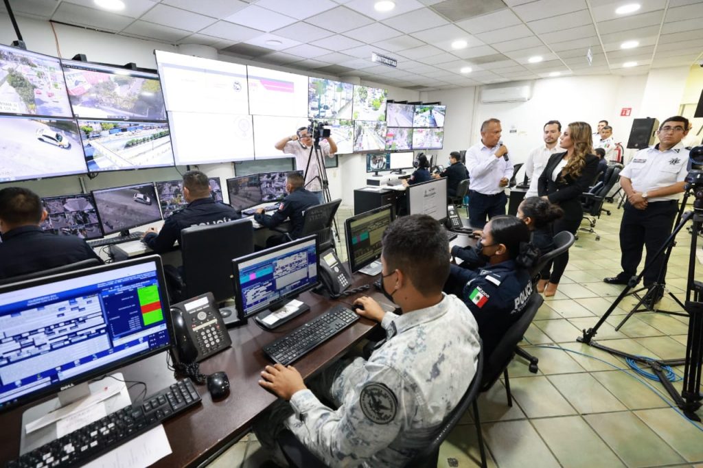 Evelyn Salgado supervisó la operación de la Alerta y Transporte “Violeta” desde C4 de Chilpancingo
