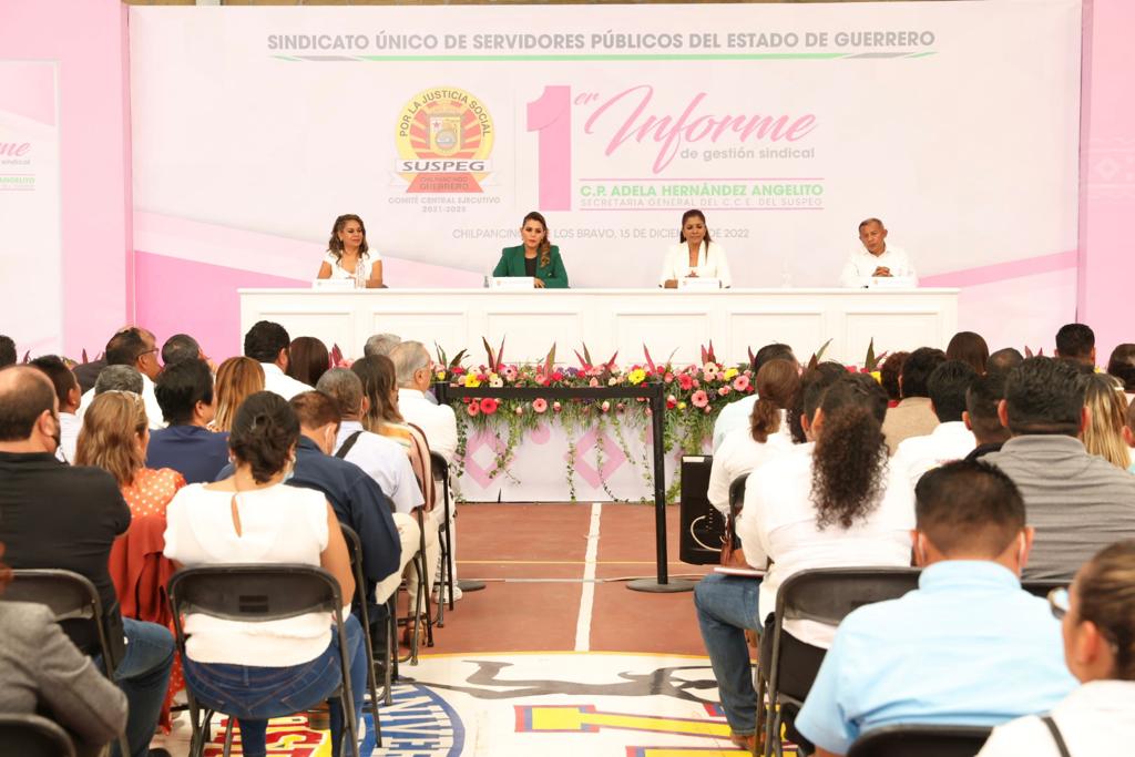 Asiste Evelyn Salgado al 1er Informe de Gestión Sindical de la secretaria General del SUSPEG, Adela Hernández Angelito