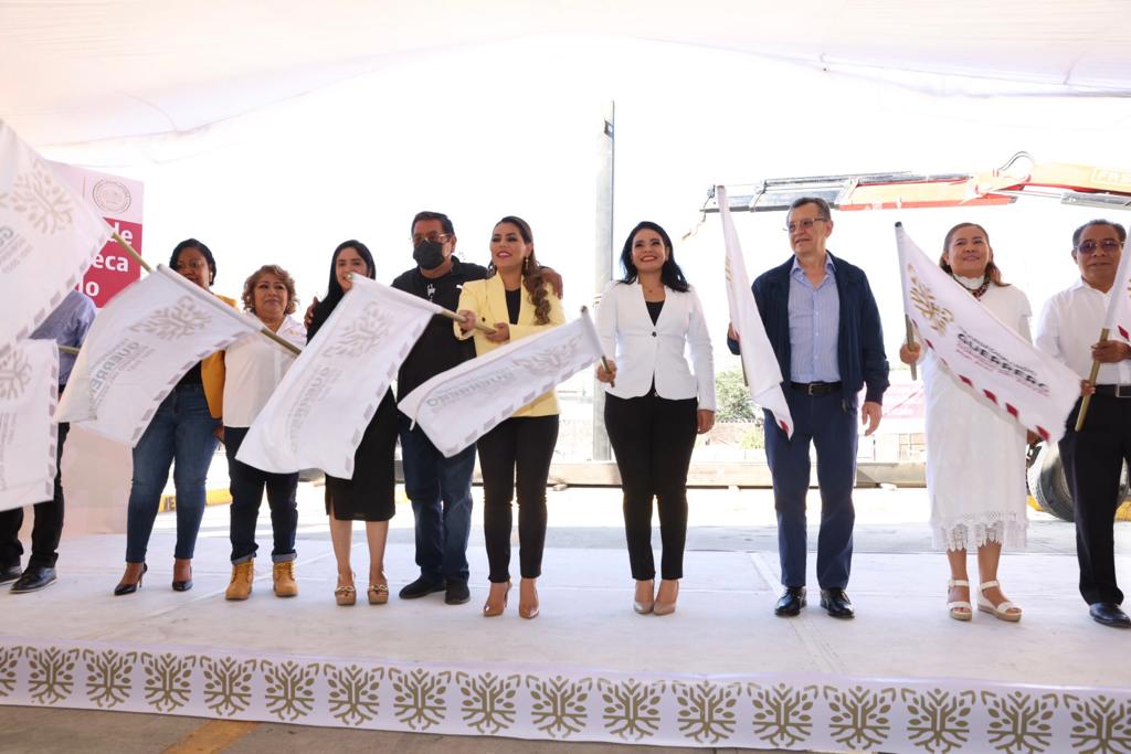 Da gobernadora Evelyn Salgado banderazo de inicio de obra de la 2da etapa de construcción de la Biblioteca del Congreso del Estado de Guerrero