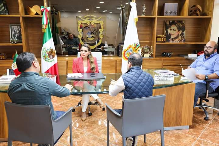 Revisa la gobernadora Evelyn Salgado Pineda temas relacionados con las cuentas públicas del gobierno del estado