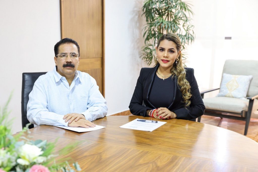 La gobernadora Evelyn Salgado Pineda, sostuvo una reunión de trabajo con el Magistrado Presidente del Tribunal Superior de Justicia de Guerrero, Raymundo Casarrubias Vázquez