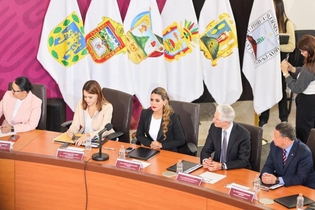 Firma Evelyn Salgado convenios de seguridad con estados limítrofes y de colaboración del FASP 2023