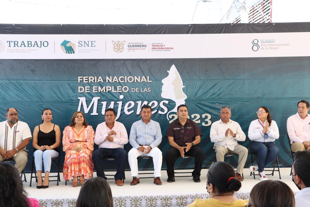 Ofertan espacios laborales a mujeres de la región Norte a través de la STyPS