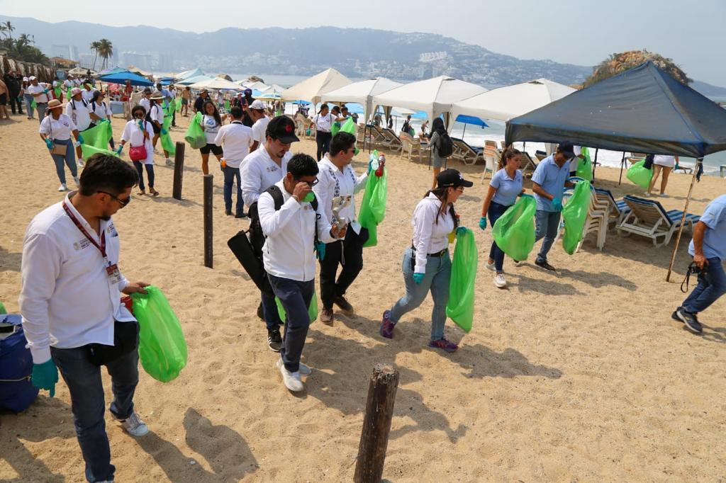Gobierno del Estado colabora con el G20 en las campañas de limpieza de playas