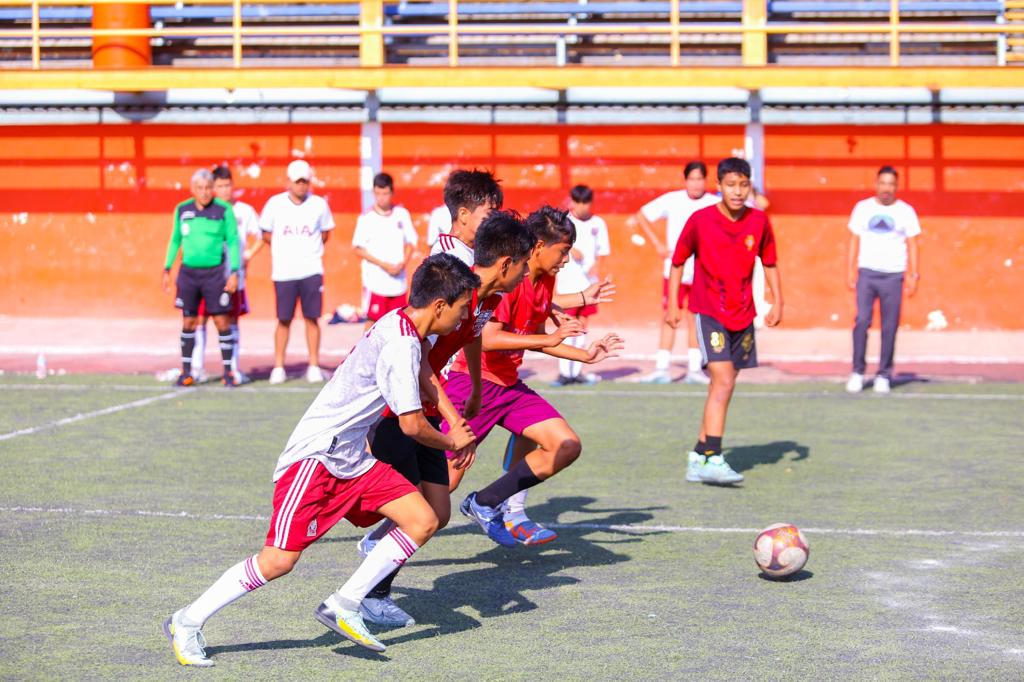 Culmina el torneo Intercolegial varonil FUTBOL 5 “Transformando Juventudes”, donde participaron 20 centros educativos de Chilpancingo