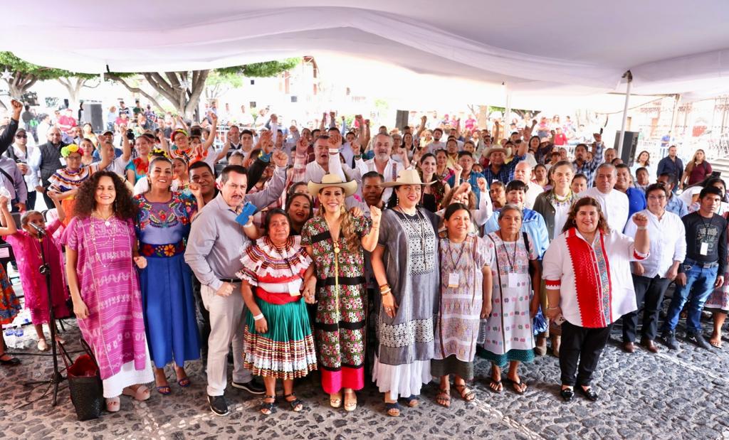 Evelyn Salgado y Alejandra Frausto dan inicio a capacitaciones para artesanas y artesanos de Guerrero