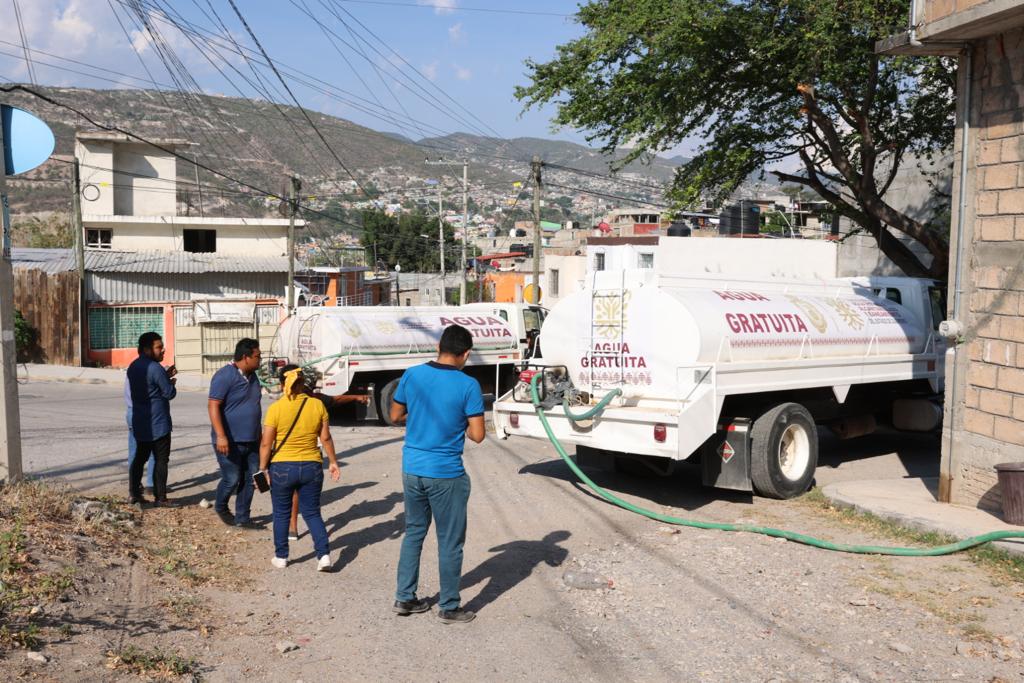 Instruye Evelyn Salgado suministro de agua potable gratuita en pipas para habitantes de Chilpancingo; ayudarán a mitigar desabasto