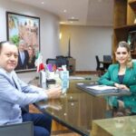 La gobernadora Evelyn Salgado Pineda recibió en su oficina al rector electo de la UAGro Javier Saldaña Almazán