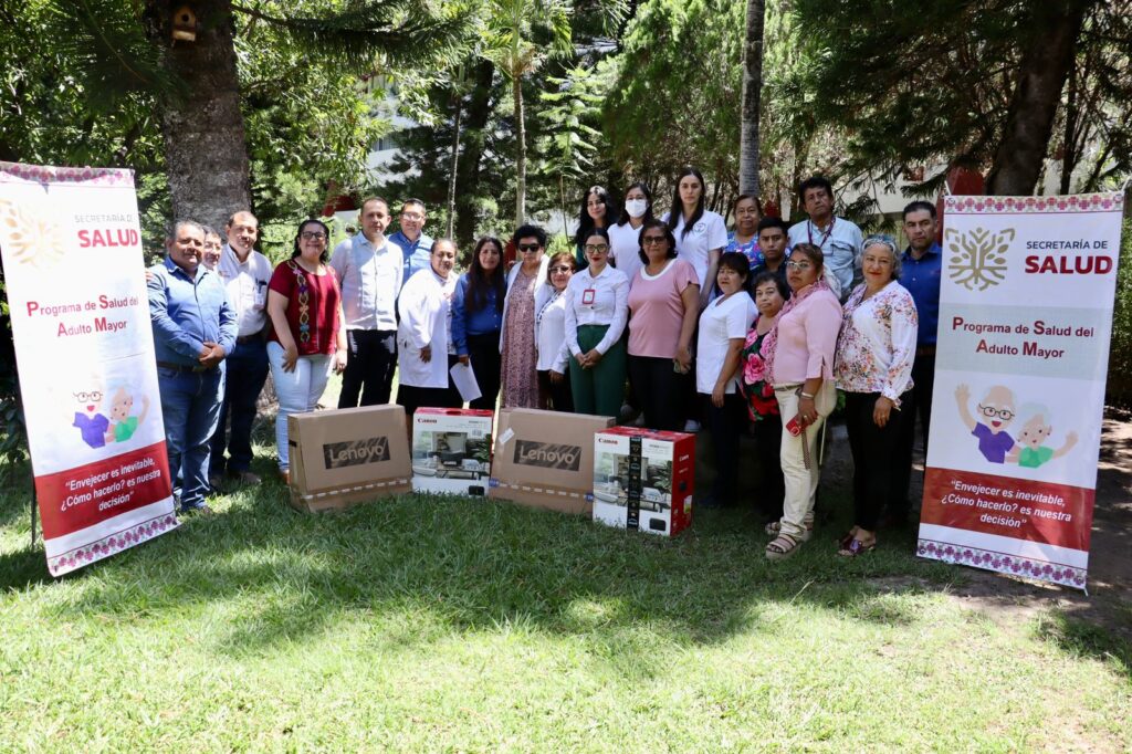 Secretaría de Salud capacita a personal para promover el Envejecimiento Activo en las 7 jurisdicciones sanitarias