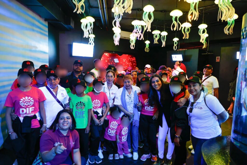 Visitan niñas y niños de la Casa Hogar el Acuario INBURSA