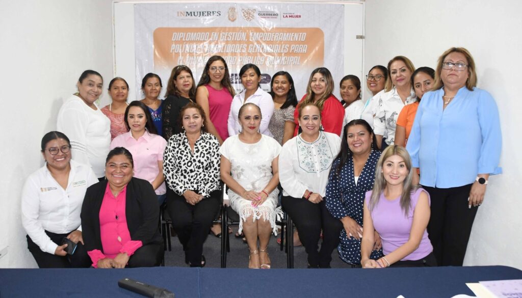 Imparten diplomado a titulares de las instancias Municipales de las Mujer