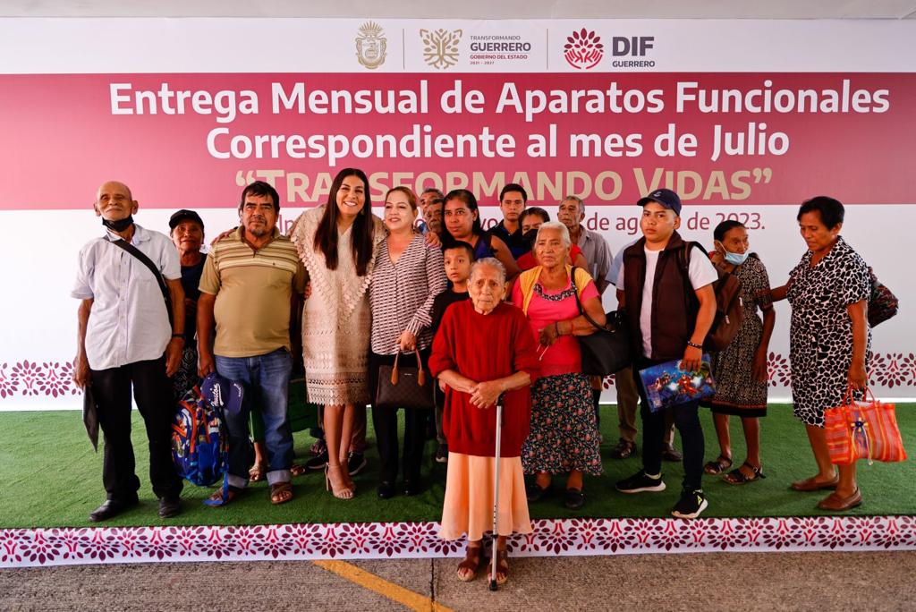 Ratifica el DIF Guerrero su compromiso con grupos de atención prioritaria con la entrega mensual de aparatos funcionales