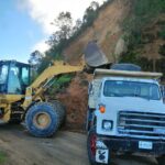 Cicaeg brinda atención inmediata en el retiro de derrumbes en el municipio de Malinaltepec