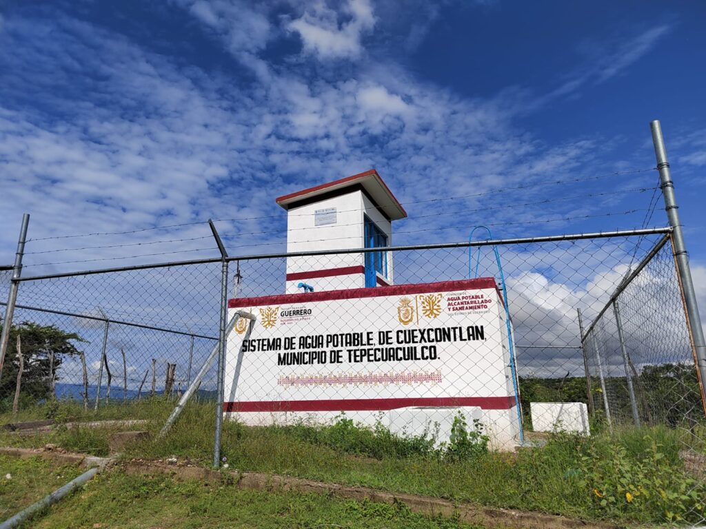 Entrega CAPASEG sistema de agua potable de Cuexcontlán, municipio de Tepecoacuilco