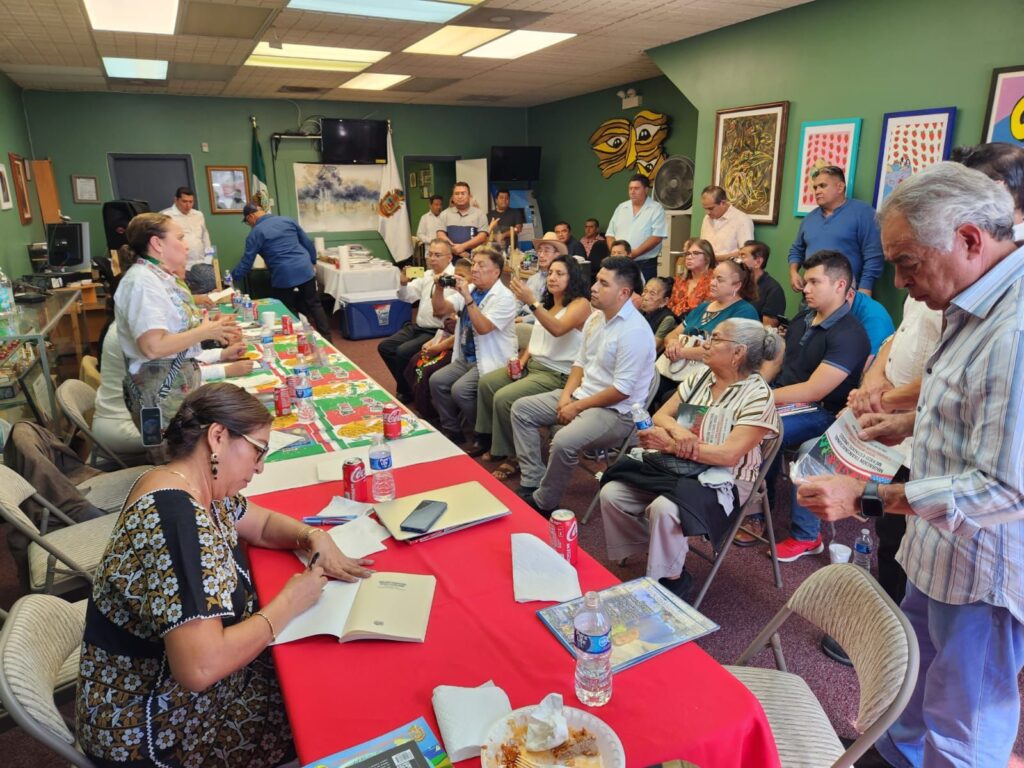 Participa la titular de la SEMAI en encuentro con integrantes de clubs radicados en Chicago Illinois