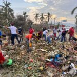 Continúan los trabajos para liberar el acceso de Pie de la Cuesta-Barra de Coyuca