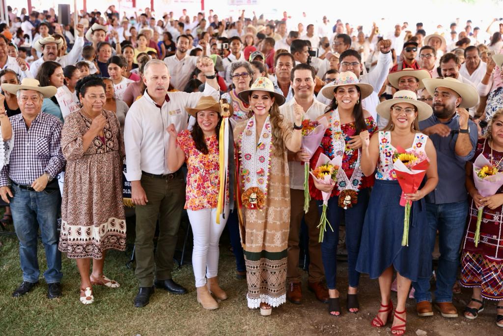 Realiza Evelyn Salgado gira de trabajo en Huitzuco lleva servicios y anuncia obras por más de 54 MDP