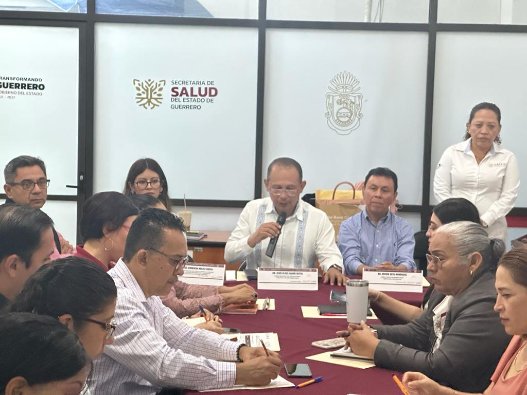 Sesiona Comando Estatal para atender y prevenir el dengue en Guerrero