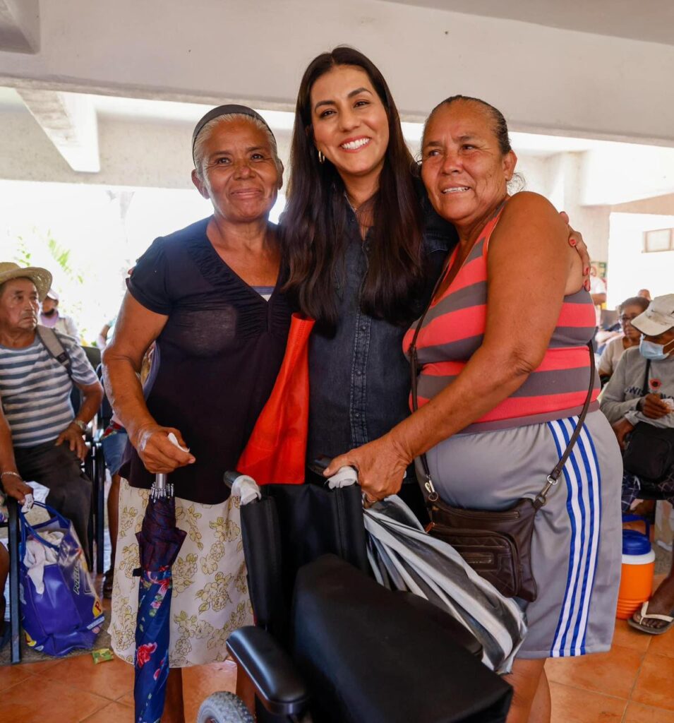 Realiza DIF Guerrero la tercera entrega de aparatos funcionales para personas damnificadas de Acapulco