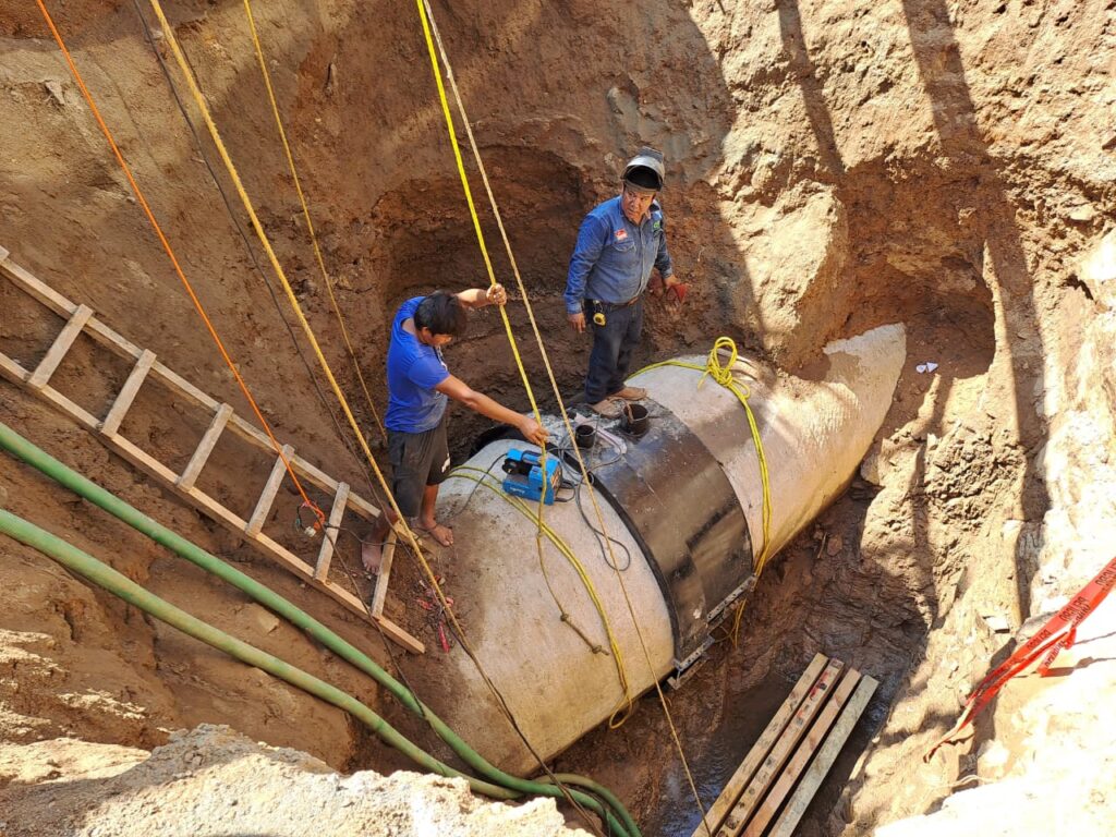 Repara CAPASEG fuerte fuga de agua en el sistema Papagayo II de Acapulco