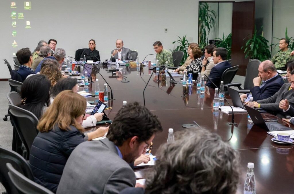 Evelyn Salgado y Carlos Slim avanzan con proyectos en la reactivación económica de Acapulco