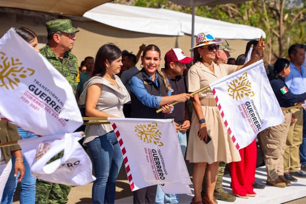 Renace Acapulco y Guerrero con la temporada turística de fin de año; da Evelyn Salgado banderazo a Operativo Vacacional Invierno 2023