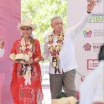 Evelyn Salgado y AMLO realizan gira de trabajo en Tierra Caliente