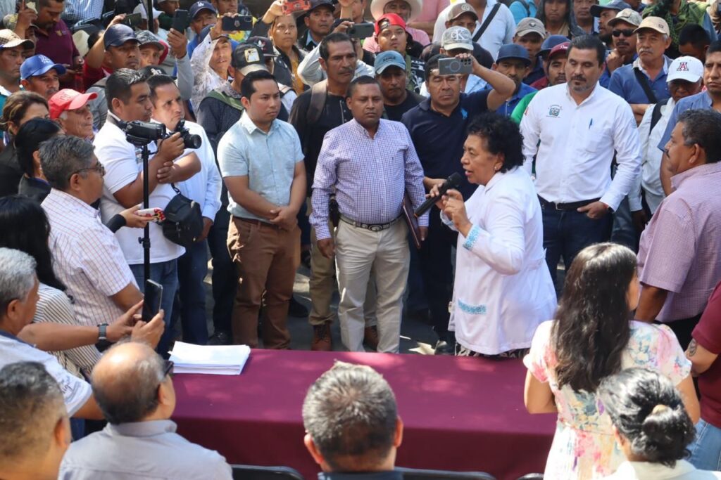 Atiende Ibarez Castro a 130 comisarios de la Región Centro de Guerrero
