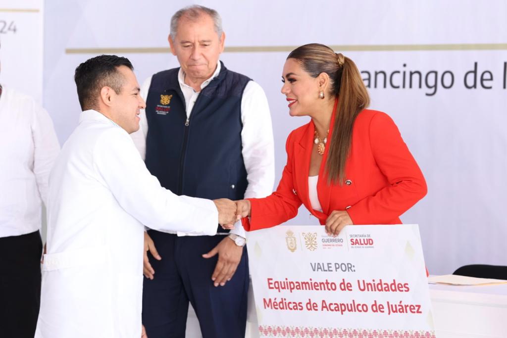 Entrega Evelyn Salgado más de 15 MDP en equipamiento a Unidades Médicas de Acapulco y Coyuca de Benítez