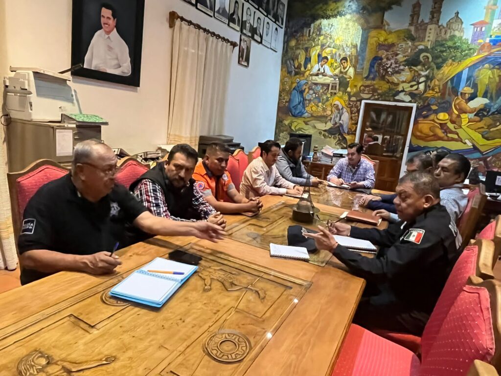 Transporte público en Taxco se reactiva de manera gradual y segura