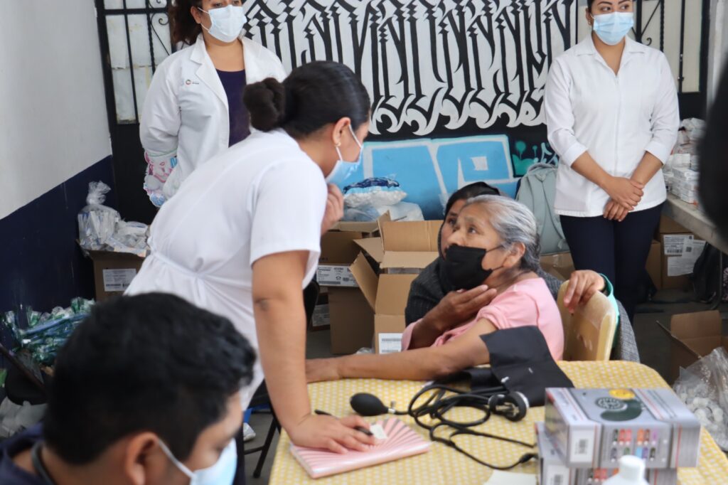 Atiende la SSG peticiones de comunidades de Taxco para mejorar los servicios médicos