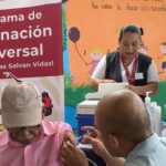 Continúa en Guerrero campaña de Vacunación Invernal contra Influenza estacional y COVID-19