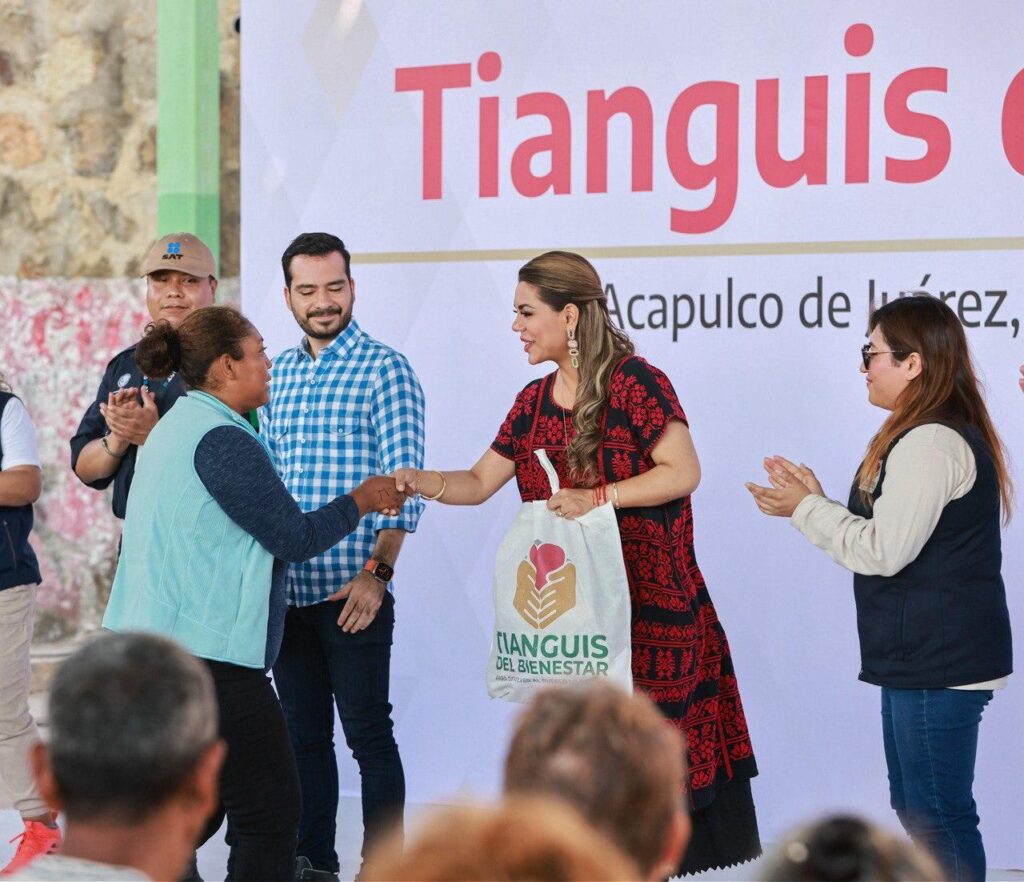Seguiremos trabajando para lograr el bienestar de Acapulco: Evelyn Salgado