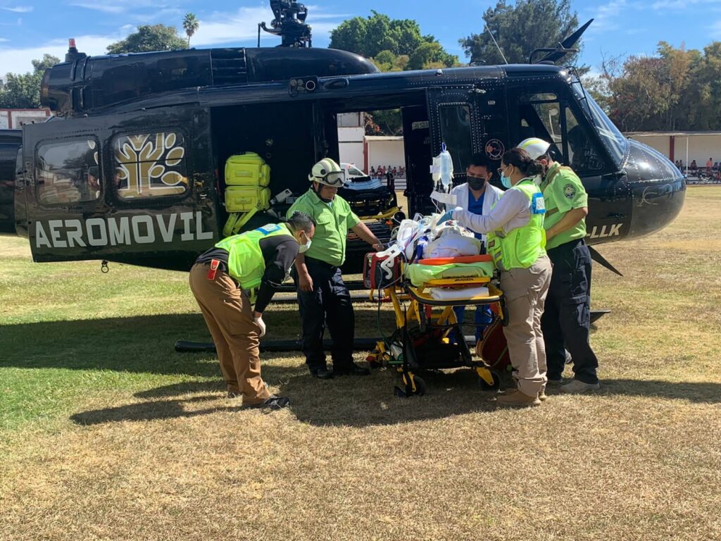 Traslada la SSG a paciente con traumatismo desde Chilpancingo a la Ciudad de México