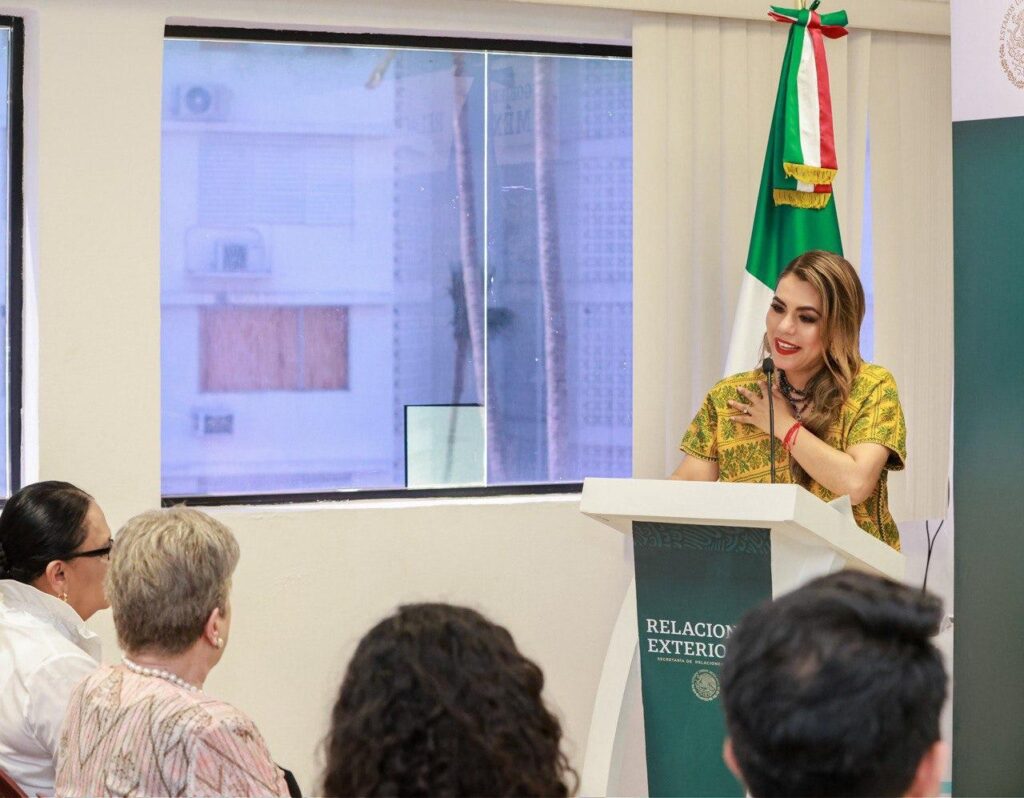 Asiste Evelyn Salgado a la reapertura de oficina de pasaportes de la SRE en Guerrero