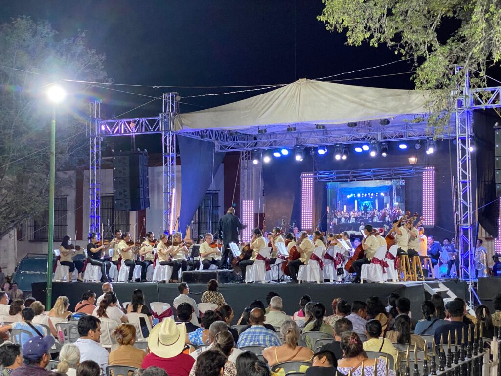 Presenta la Filarmónica de Acapulco concierto especial en Huitzuco
