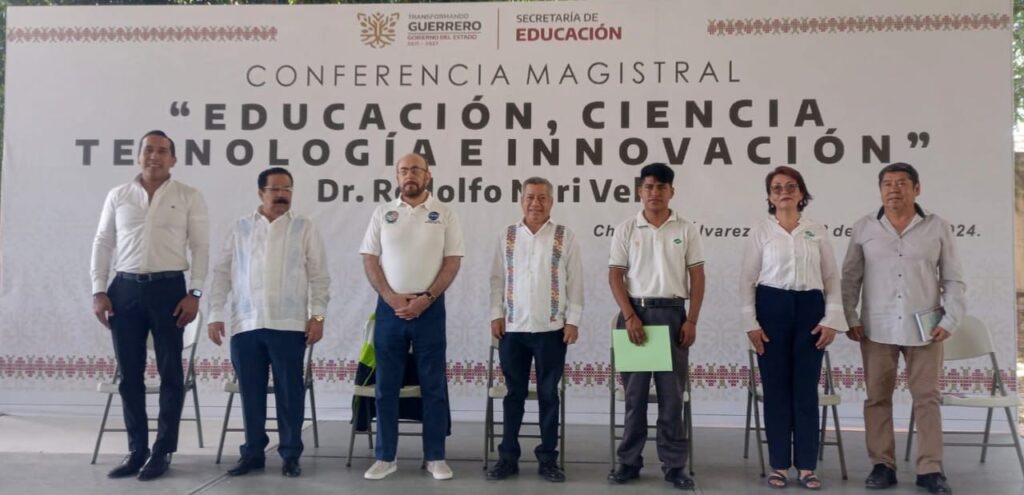 ASISTEN MÁS DE MIL ESTUDIANTES A LA CONFERENCIA MAGISTRAL DEL DOCTOR RODOLFO NERI VELA: SEG