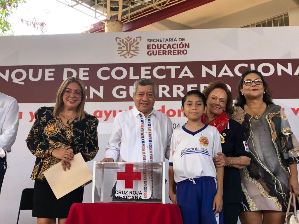 EL TITULAR DE LA SEG INICIÓ COLECTA DE LA CRUZ ROJA EN EL SECTOR EDUCATIVO, EN ACAPULCO