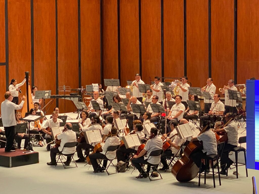 Más de mil 700 estudiantes disfrutan concierto didáctico de la Orquesta Filarmónica en Chilpancingo