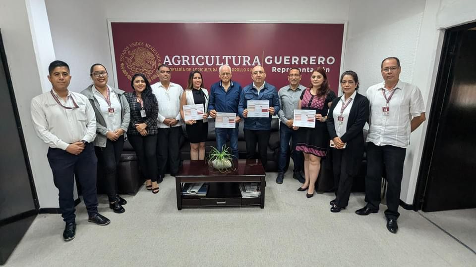 Firman Contraloría y Sader programa de contraloría social para el programa de Fertilizante para el Bienestar 2024