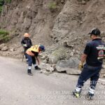 La Secretaría de Gestión Integral de Riesgos y Protección Civil en la región Montaña, realizan un recorrido por las principales carreteras que comunican a la ciudad de Tlapa