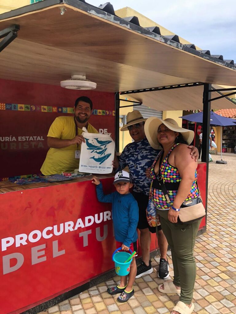 Atiende la gobernadora Evelyn Salgado a turistas a través de módulos instalados en Acapulco, Zihuatanejo y Taxco de Alarcón